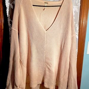 FREE PEOPLE Woman’s large, oversized v neck, sweater